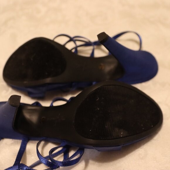 Jacqueline Ferrar “Mandy” Blue pump with straps. Size 8 - Picture 5 of 13